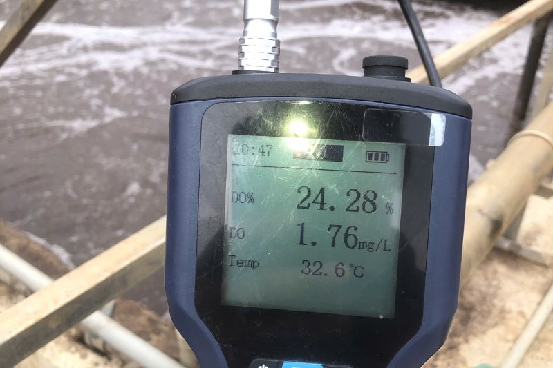 kiểm tra pH và DO bể Aerotank